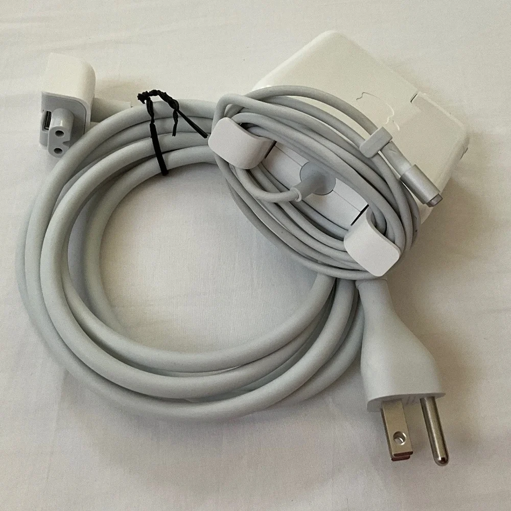 APPLE MacBook MagSafe Power Adapter/Charger & Extension Power Cord